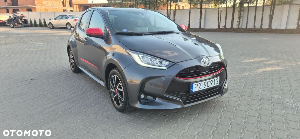 Toyota Yaris 1.5 VVT-i Team Deutschland - 4