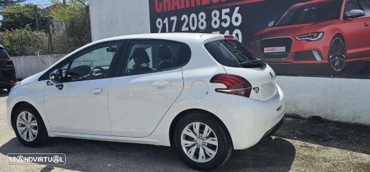 Peugeot 208 1.2 PureTech Access - 4