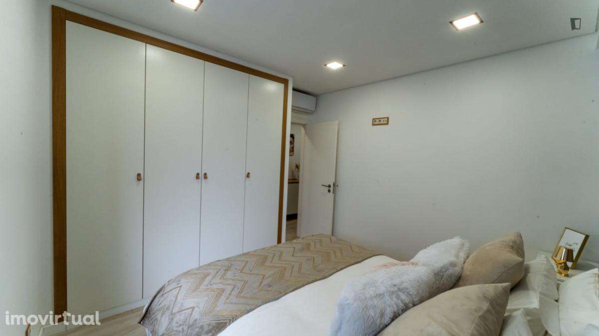 Apartamento com 1 quartos - localizado em Faro - Grande imagem: 4/28