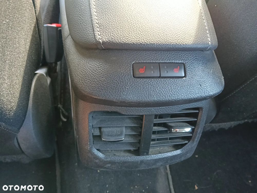 Ford Mondeo 2.0 TDCi STart-Stopp Titanium - 33