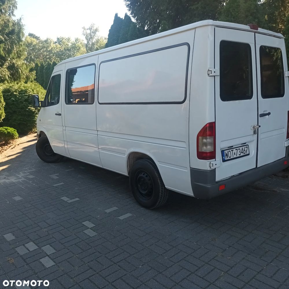 Mercedes-Benz Sprinter - 7