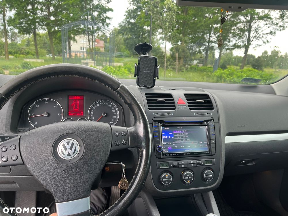 Volkswagen Golf V 2.0 TDI Comfortline - 10