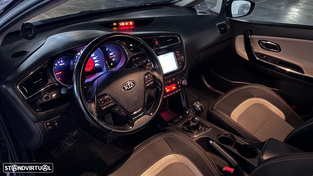 Kia Ceed SW 1.4 CRDi Prime - 8