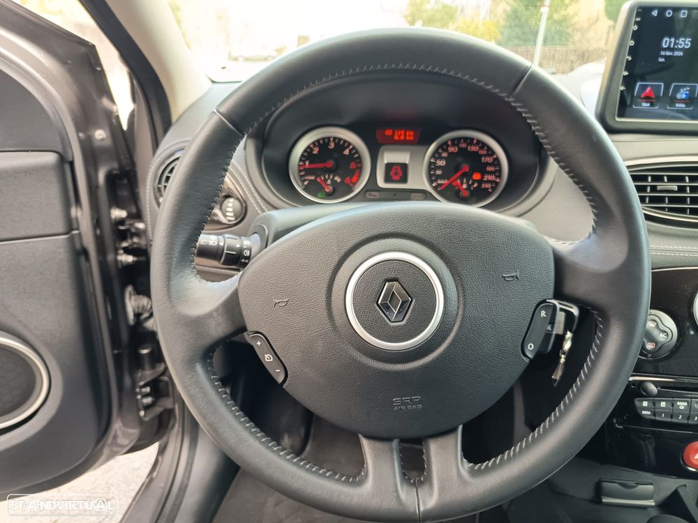 Renault Clio dCi 90 Limited - 9