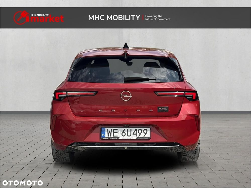Opel Astra 1.2 T Elegance S&S - 4