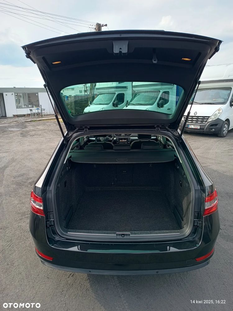 Skoda Superb 2.0 TDI Active DSG7 - 7