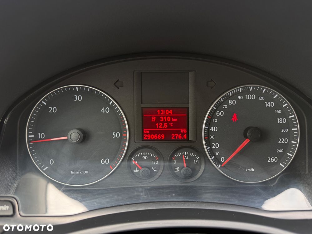 Volkswagen Golf 2.0 TDI Comfortline - 23
