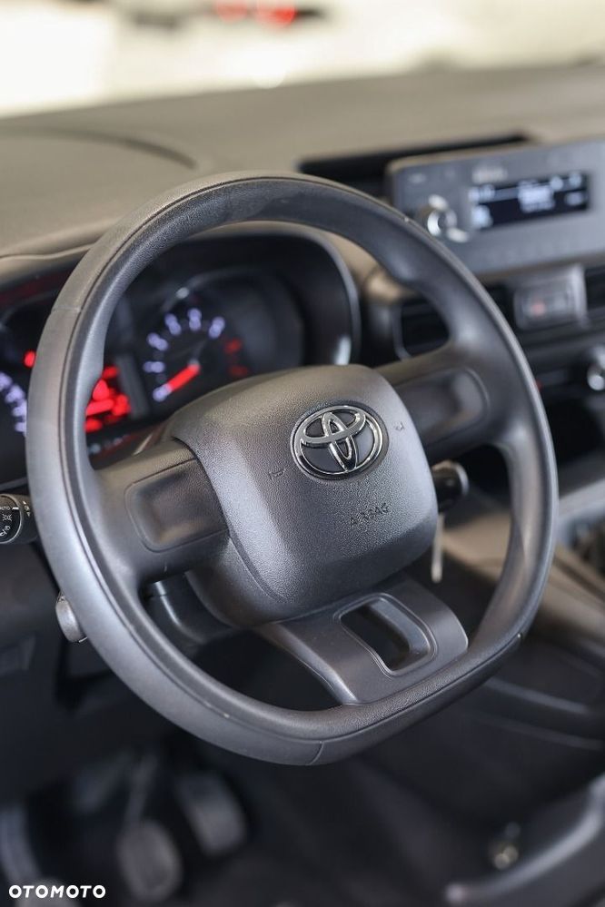 Toyota PROACE CITY - 34