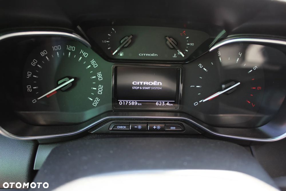 Citroën C3 Aircross 1.5 BlueHDi Shine S&S - 17