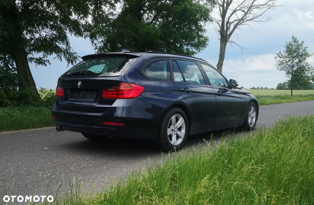 BMW Seria 3 318d DPF - 9