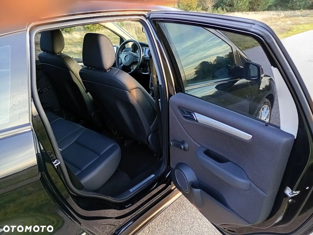 Mercedes-Benz Klasa B 200 CDI Autotronic Special Edition - 25