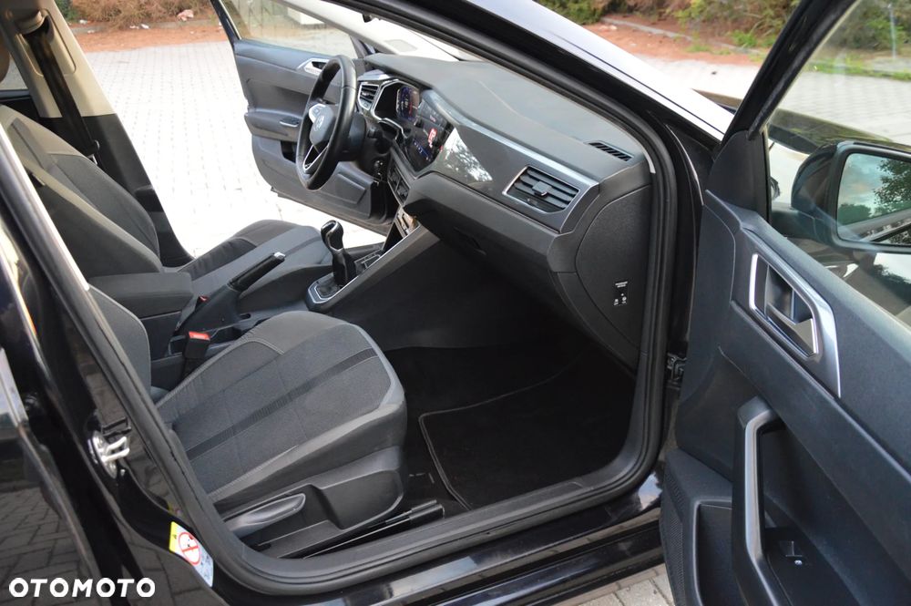 Volkswagen Polo 1.0 TSI Special Edition - 14