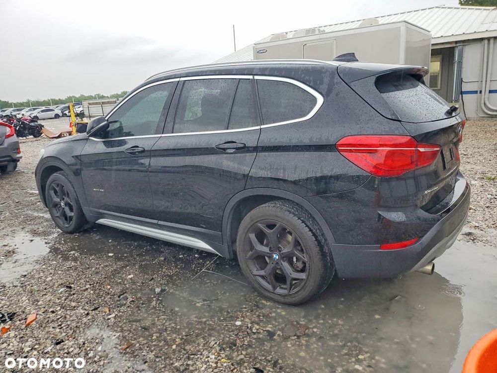 BMW X1 - 4