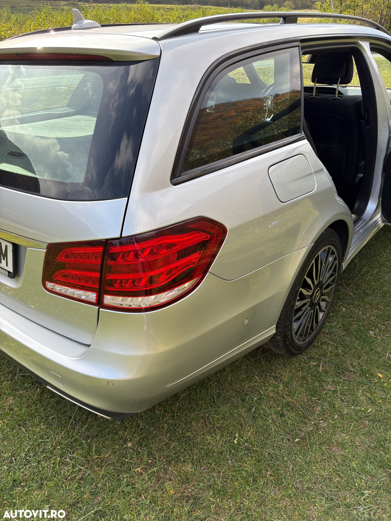 Mercedes-Benz E 220 BlueTEC 4Matic 7G-TRONIC Avantgarde - 18