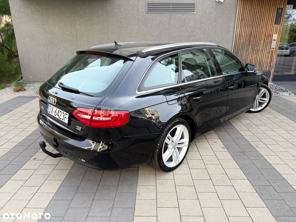 Audi A4 Avant 2.0 TDI DPF clean diesel quattro Ambiente - 23
