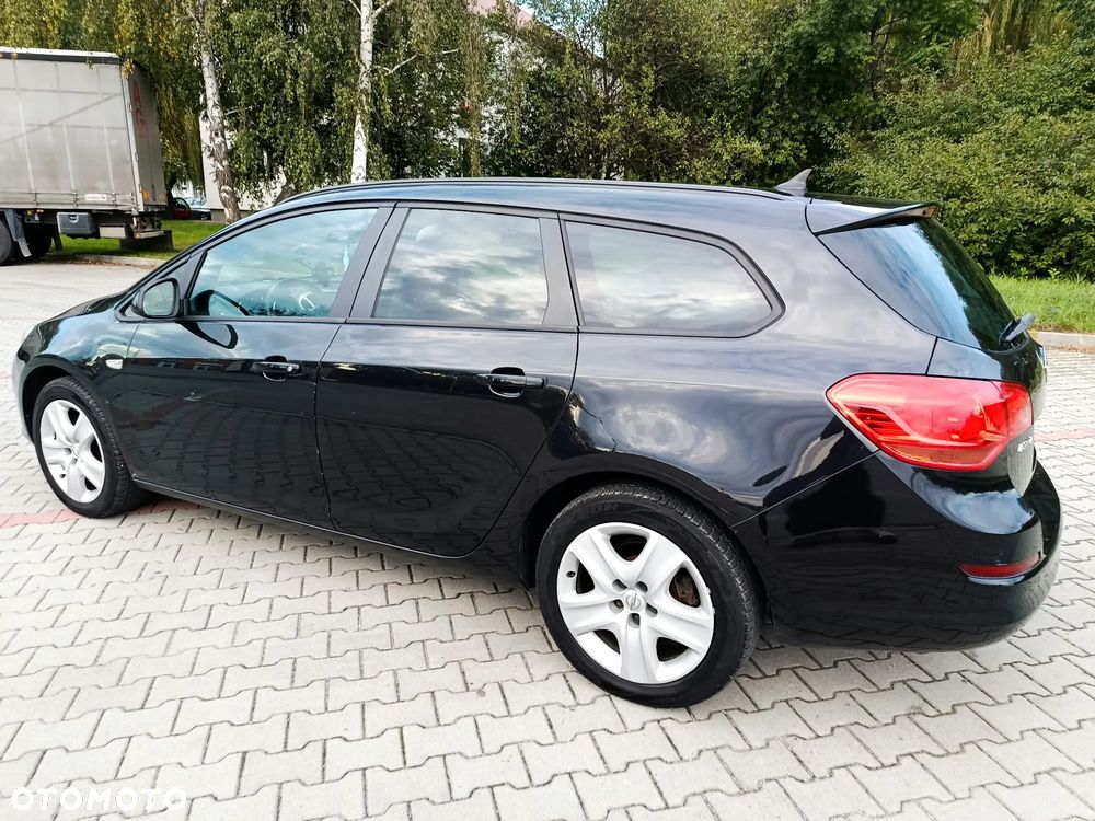 Opel Astra 1.7 CDTI - 10