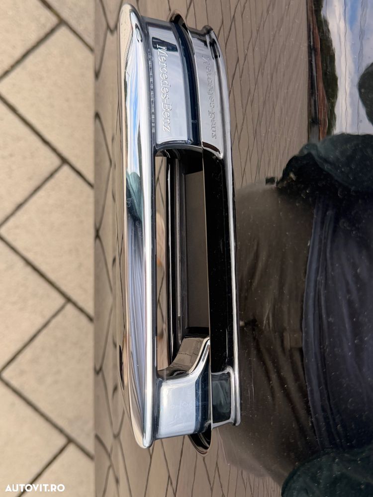 Mercedes-Benz E - 18