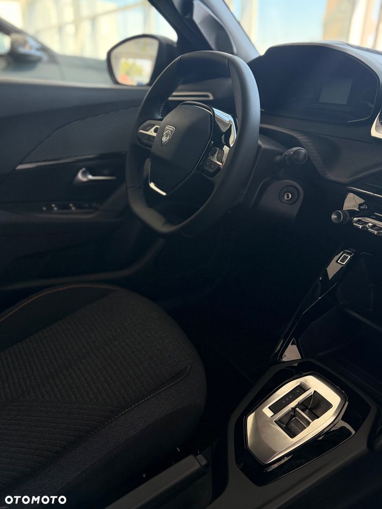 Peugeot 2008 - 18