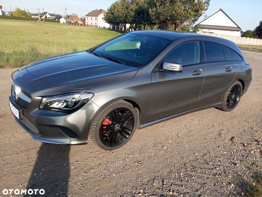 Mercedes-Benz CLA - 2