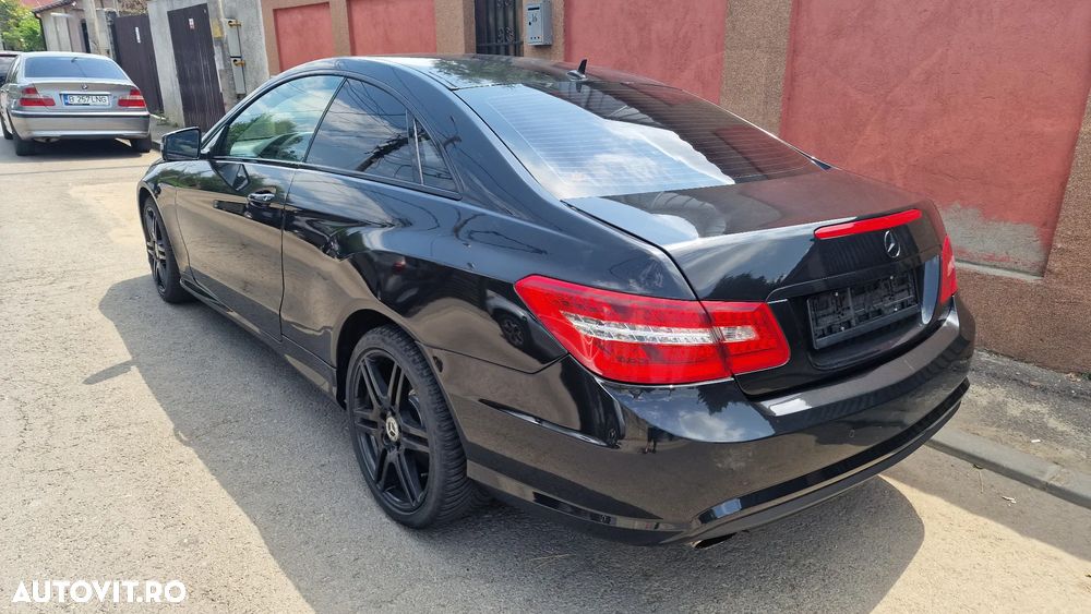 Mercedes-Benz E 220 T CDI Automatik Elegance DPF BusinessEDITION - 4