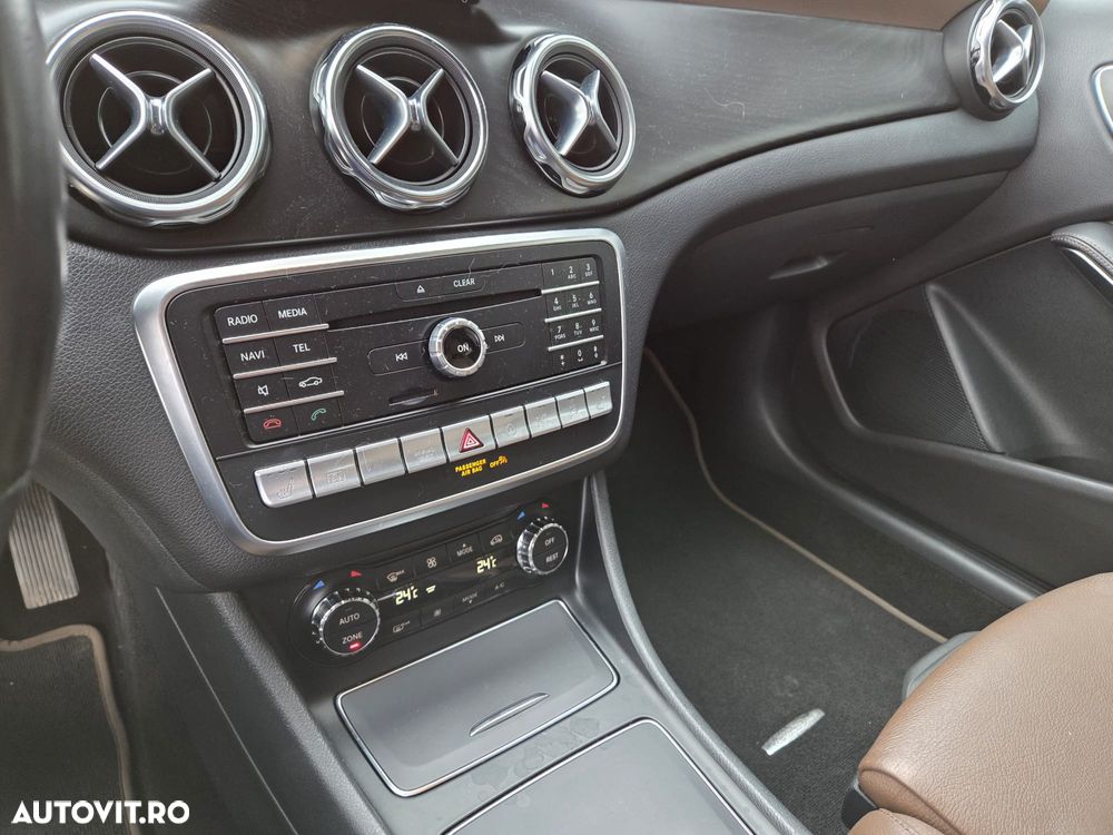 Mercedes-Benz GLA 200 d 4MATIC Aut. - 27