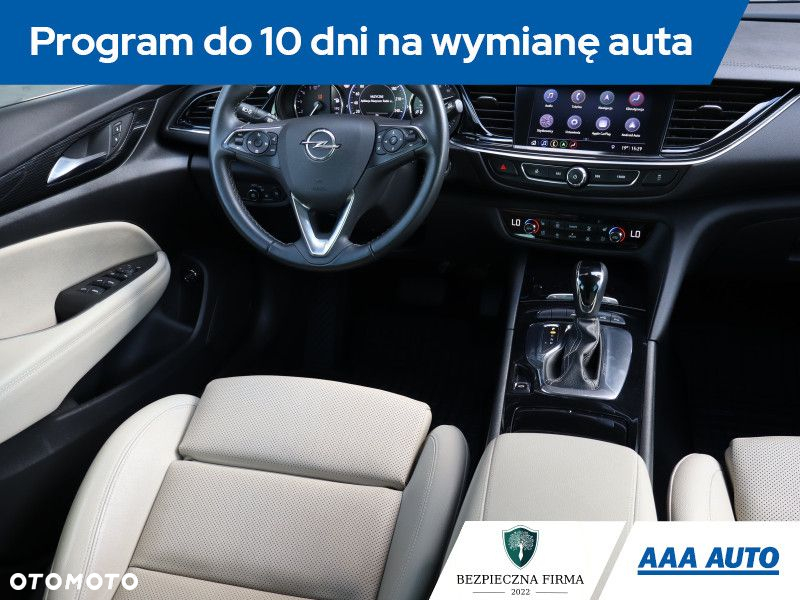 Opel Insignia - 8