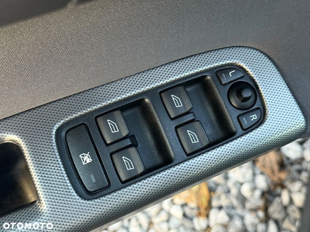 Volvo V50 T5 Sport - 24