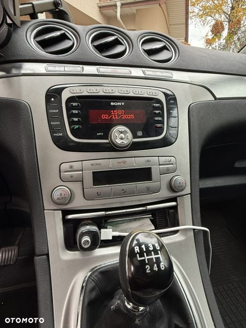 Ford Galaxy 2.0 TDCi Ghia - 7