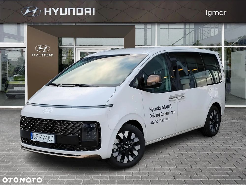 Hyundai Staria 1.6 T-GDI HEV Luxury - 1