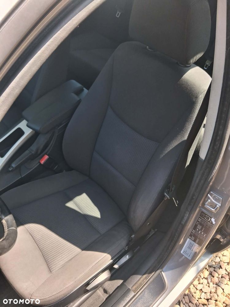 BMW Seria 3 - 23
