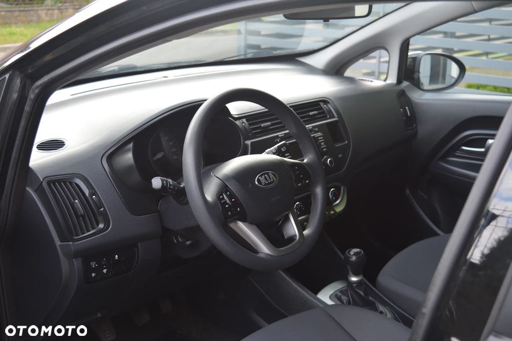Kia Rio 1.2 Dream Team Edition - 7