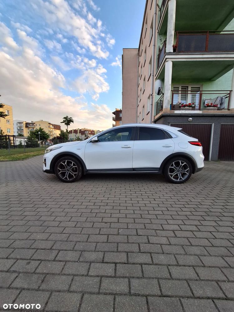 Kia XCeed 1.5 T-GDI M - 5