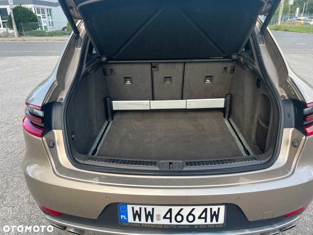 Porsche Macan - 11