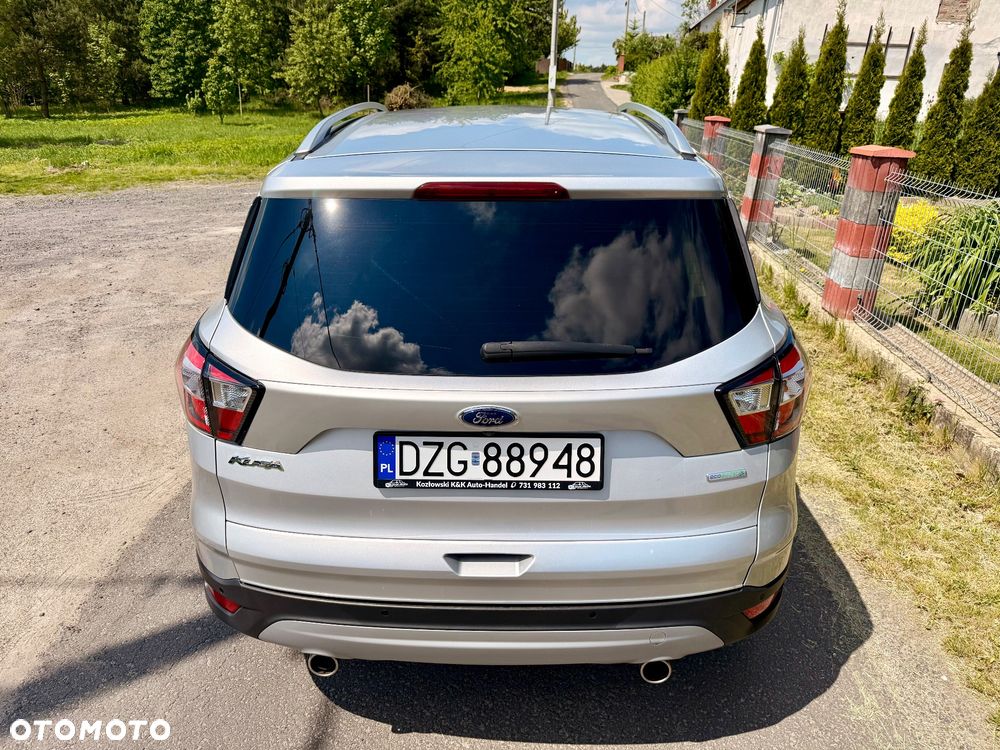 Ford Kuga 1.5 EcoBoost 2x4 Titanium - 9