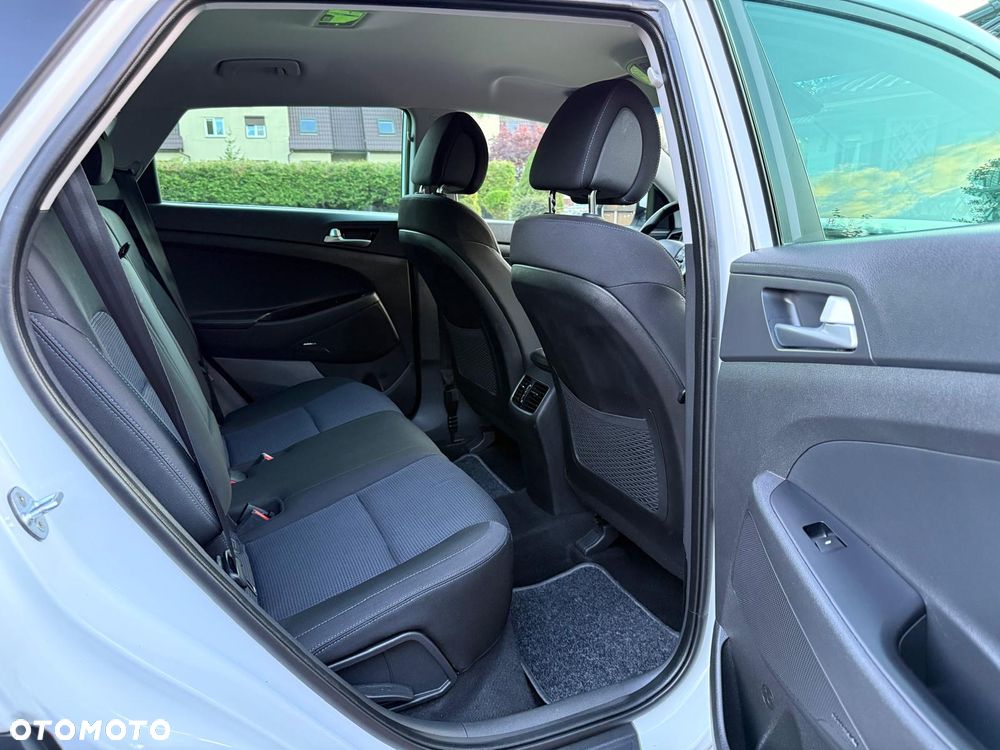Hyundai Tucson 1.6 GDI BlueDrive Design 2WD - 9