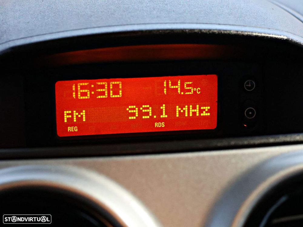 Opel Corsa 1.2 Enjoy - 56