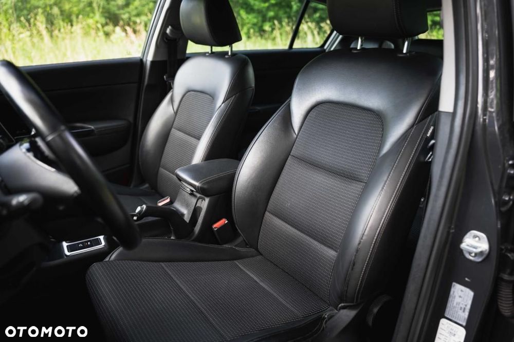 Kia Sportage - 13