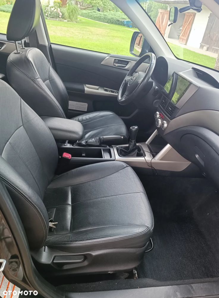 Subaru Forester 2.5 EX 000/PLA - 11