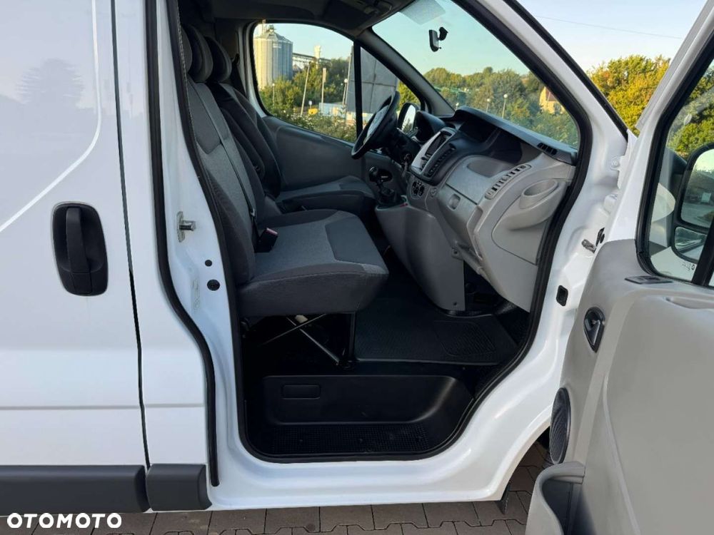 Renault Trafic - 6