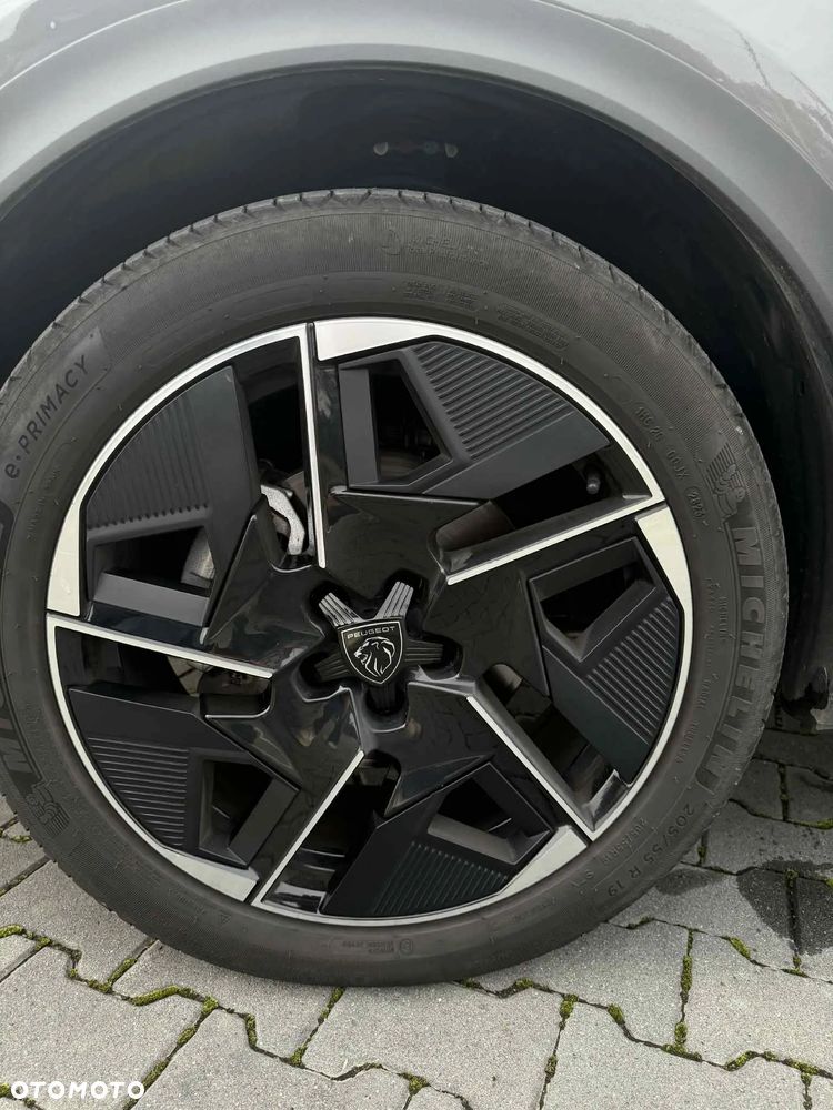 Peugeot 408 1.2 PureTech GT S&S EAT8 - 5
