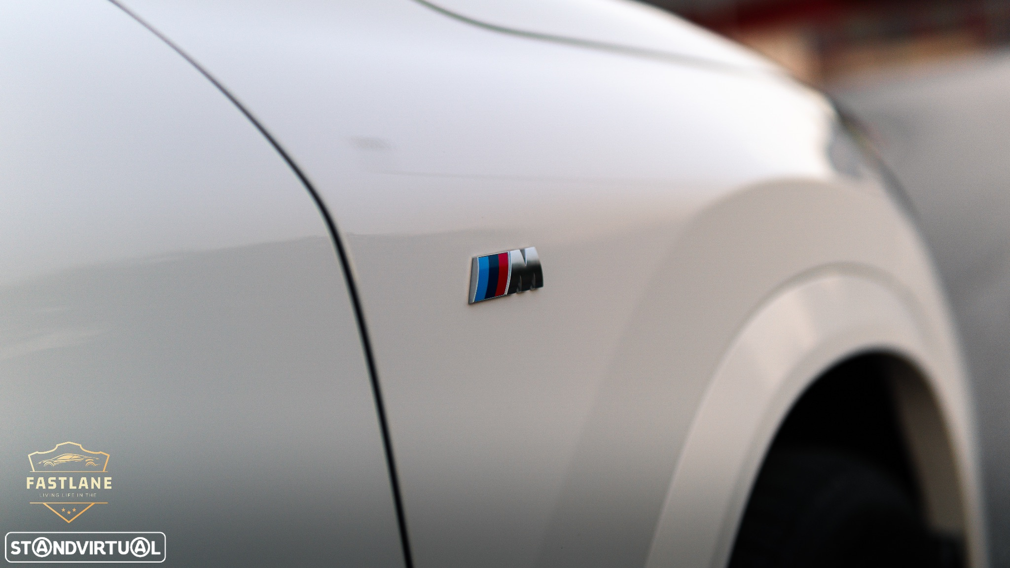 BMW iX2 eDrive20 Pack Desportivo M - 10