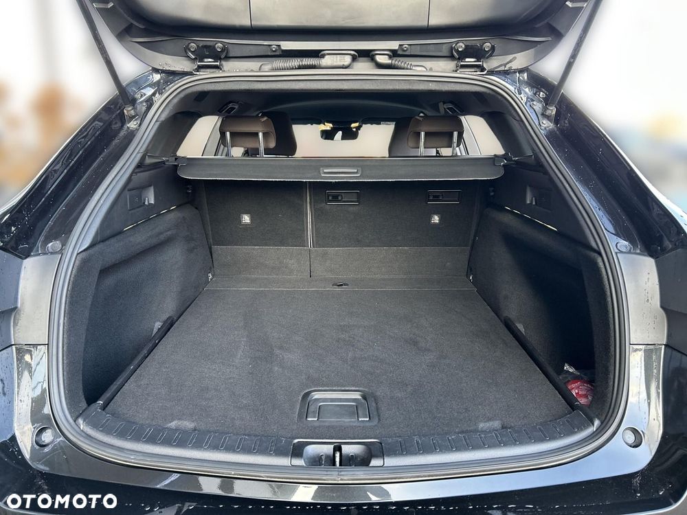 Toyota Corolla 1.8 Hybrid Comfort - 28