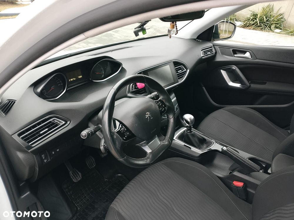 Peugeot 308 - 9