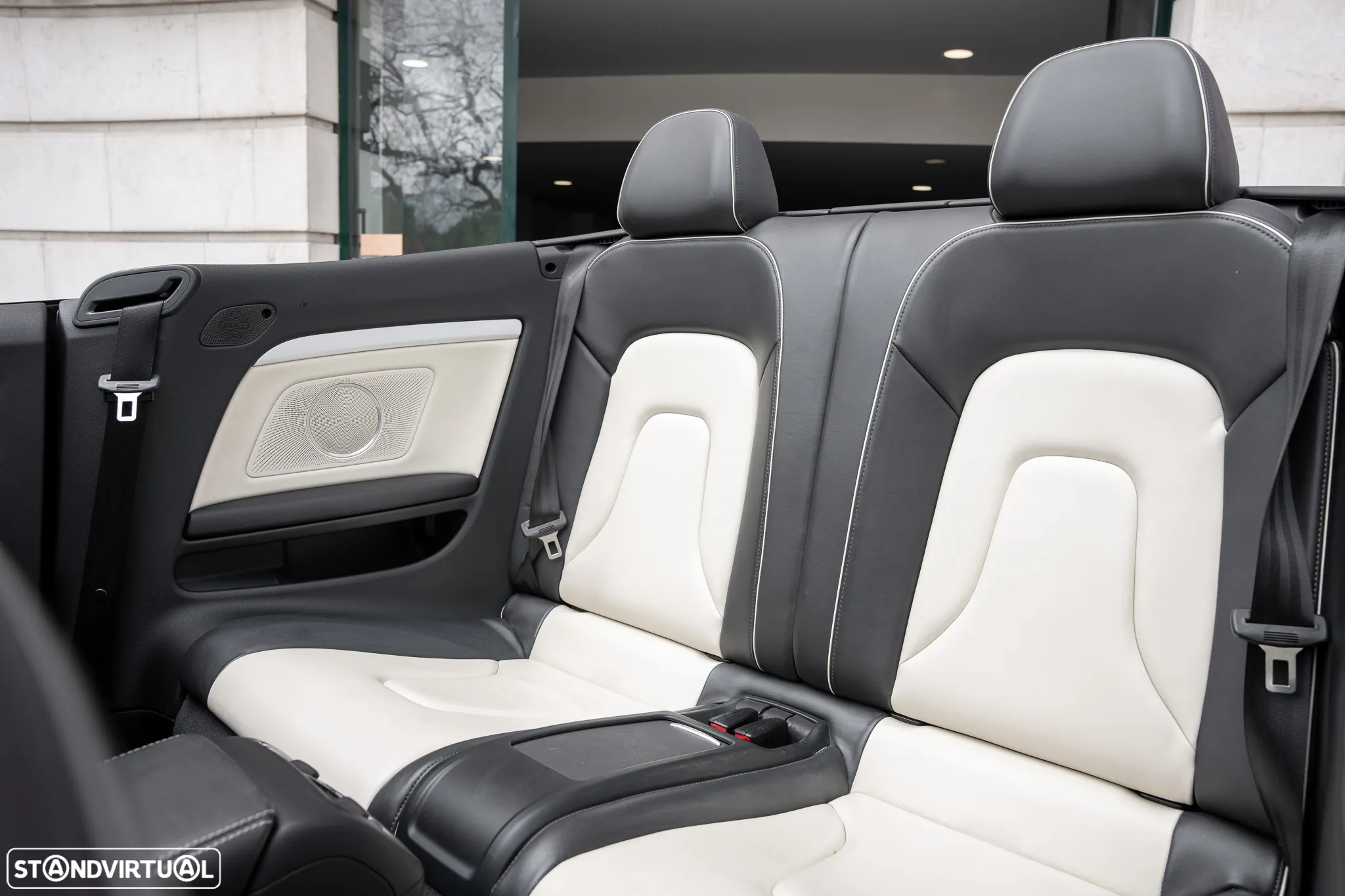 Audi A5 Cabrio 3.0 TDi V6 quattro S-line S-tronic - 9