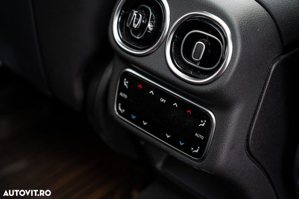 Mercedes-Benz GLC - 38