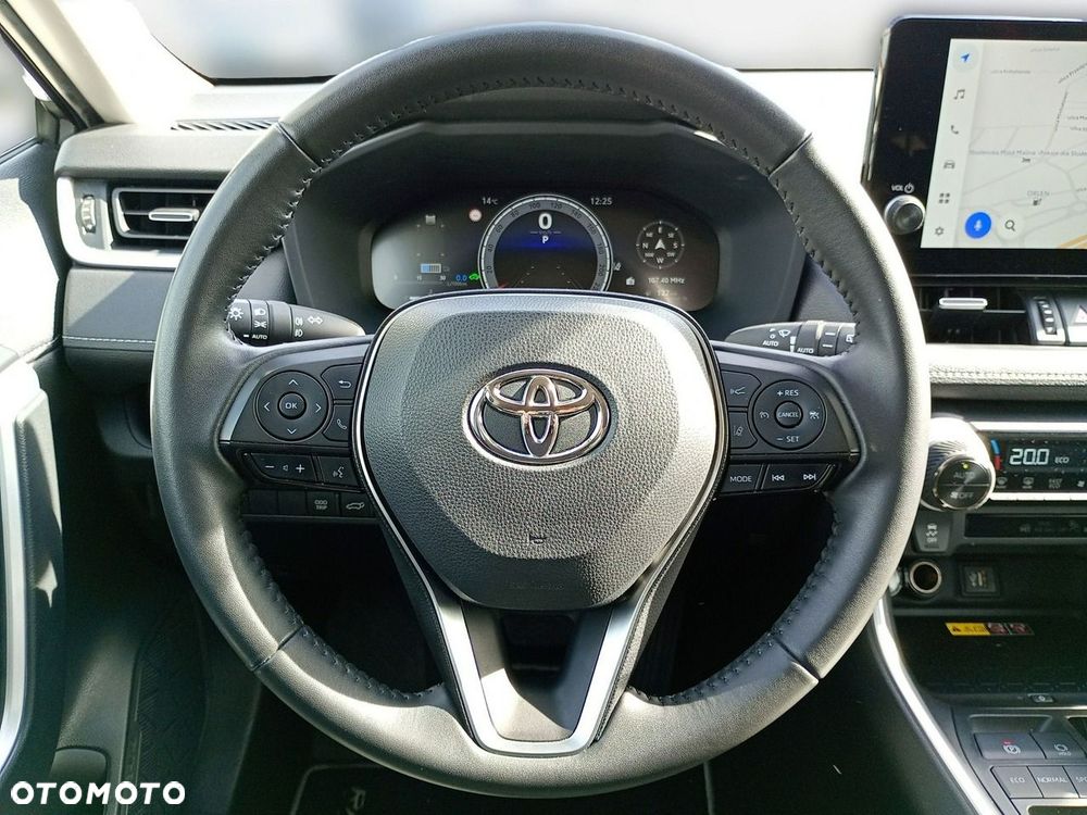 Toyota RAV4 - 11