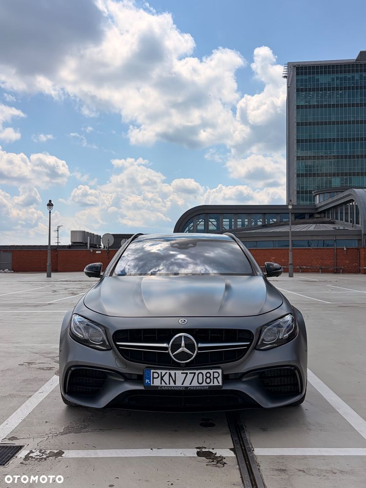 Mercedes-Benz Klasa E - 2