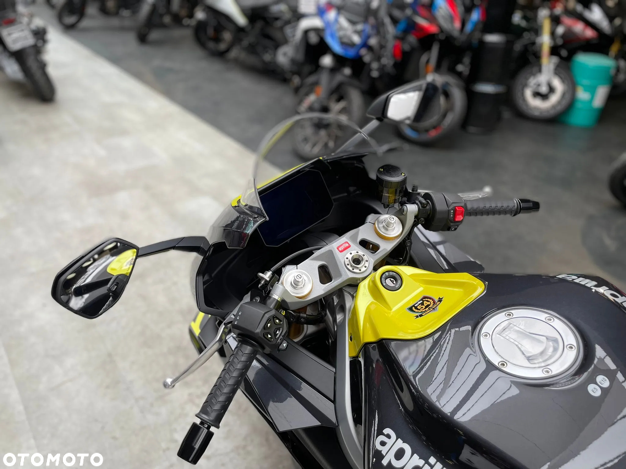 Aprilia RS - 12