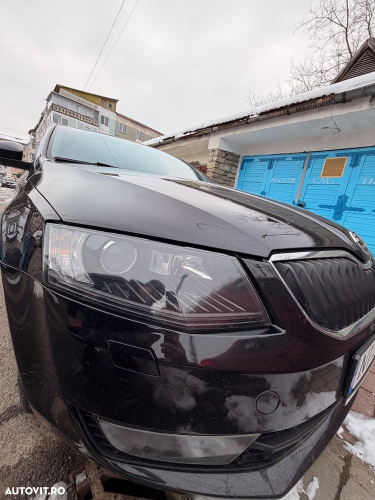 Skoda Octavia 2.0 TDI ELEGANCE DSG - 6