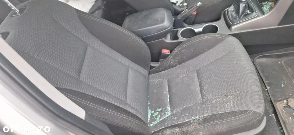 HYUNDAI I30 II kombi RAH błotnik prawy tył - 8